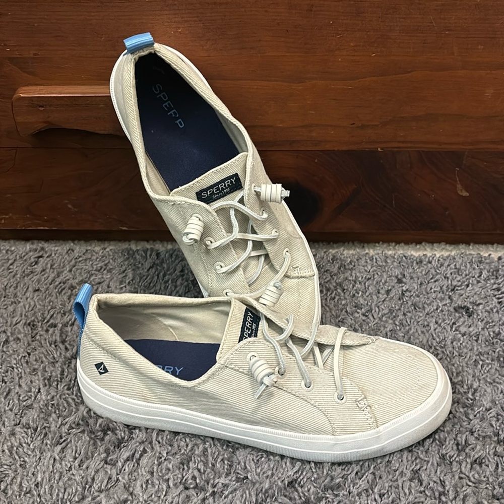 Sperry Women's Crest Vibe Core Sneaker